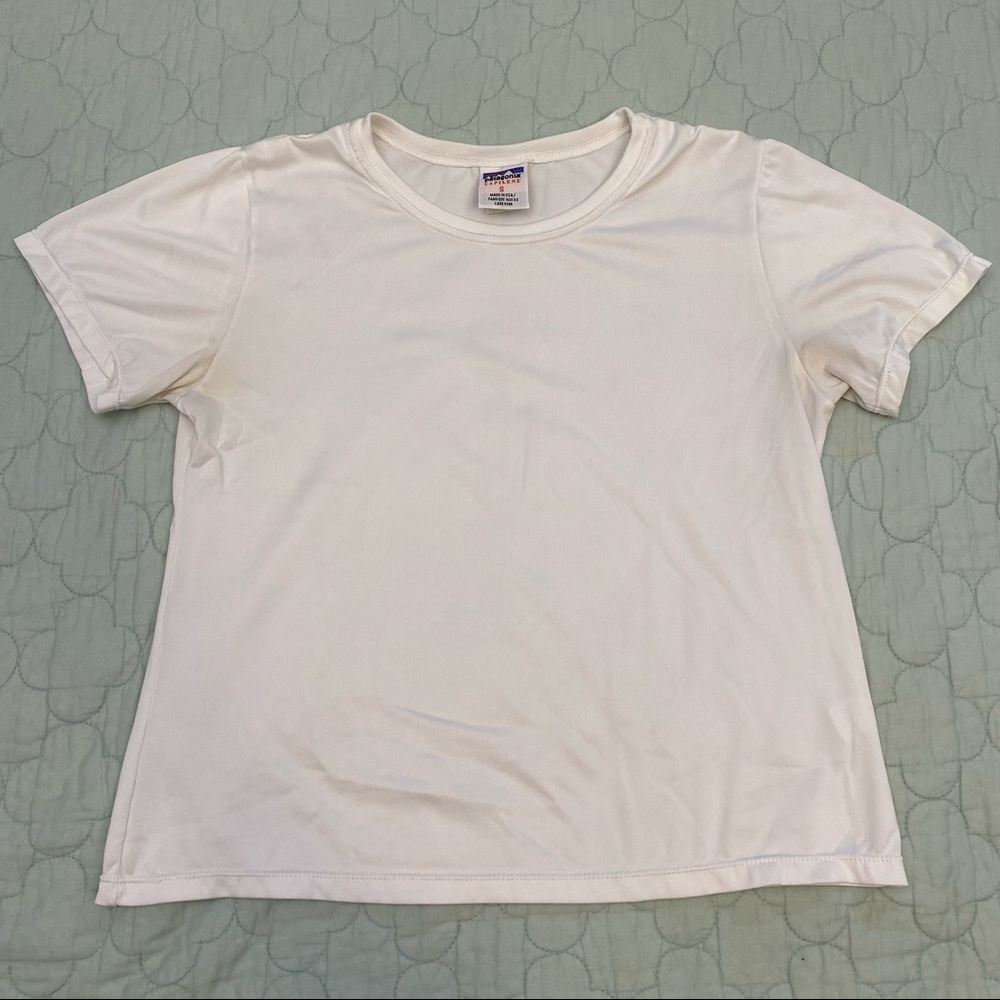 Patagonia White Capiline Cropped Base-Layer Tee — size S
